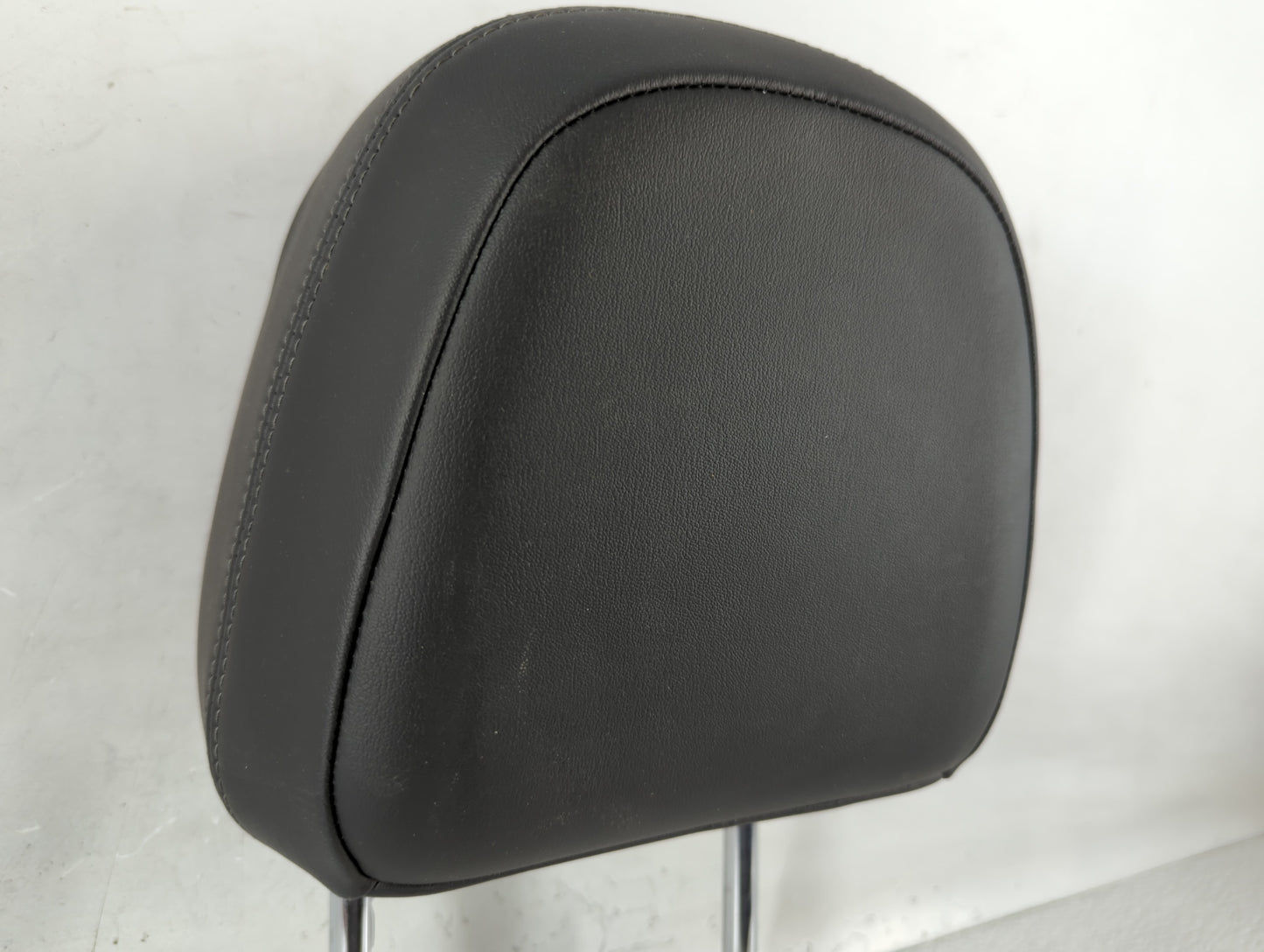 2015-2016 Buick Encore Headrest Head Rest Front Driver Passenger Seat Fits Fits 2015 2016 OEM Used Auto Parts - Oemusedautop