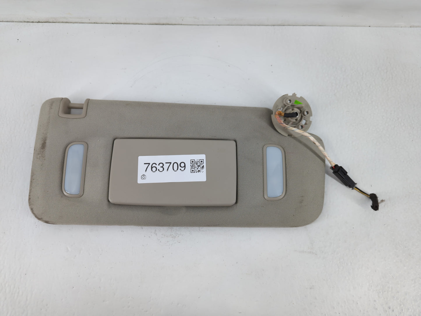 2013-2021 Buick Encore Sun Visor Shade Replacement Passenger Right Mirror Fits Fits 2013 2014 2015 2016 2017 2018 2019 2020 