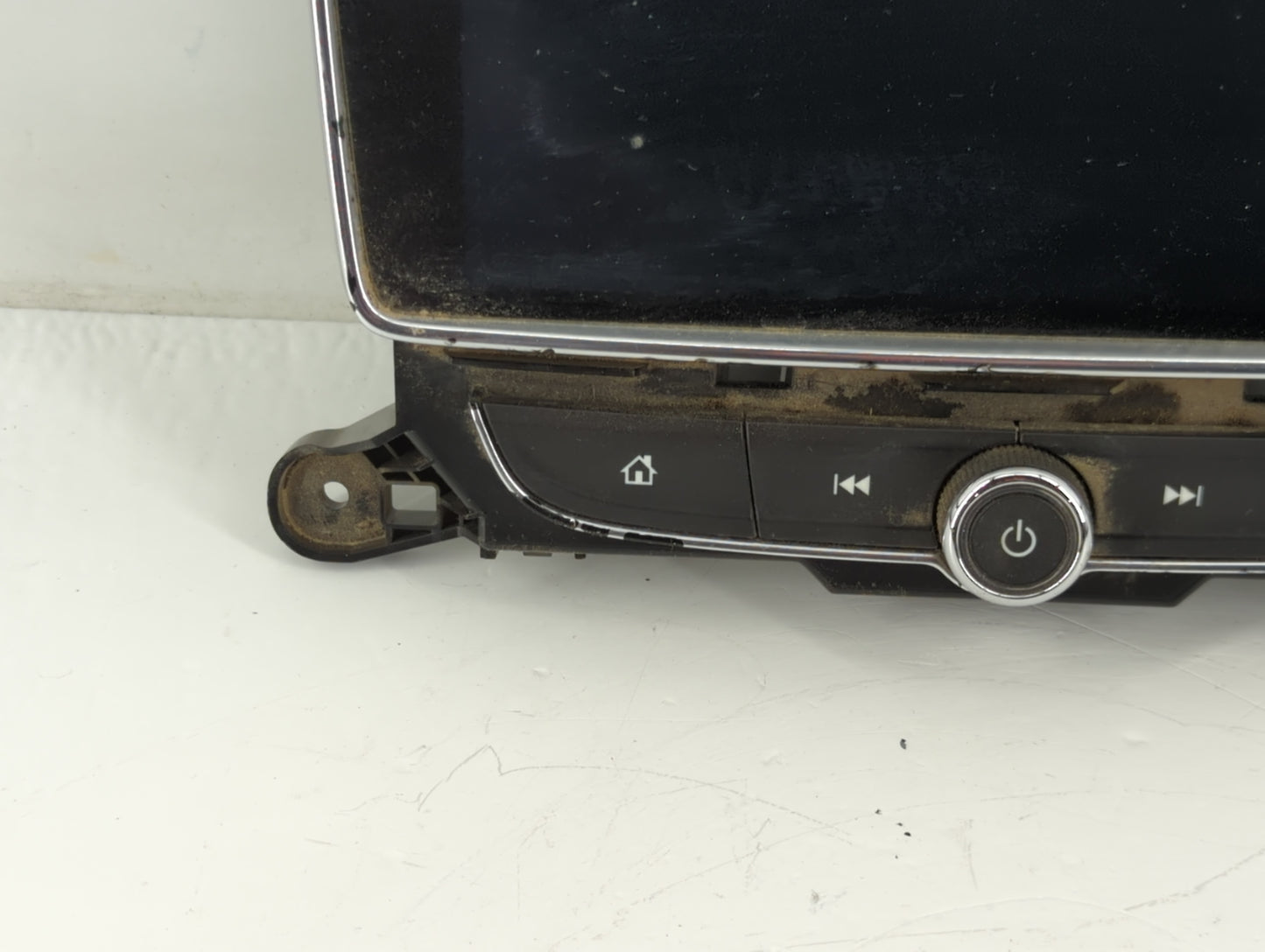 2017 Buick Encore Radio AM FM Cd Player Receiver Replacement P/N:42498391 Fits OEM Used Auto Parts - Oemusedautoparts1.com