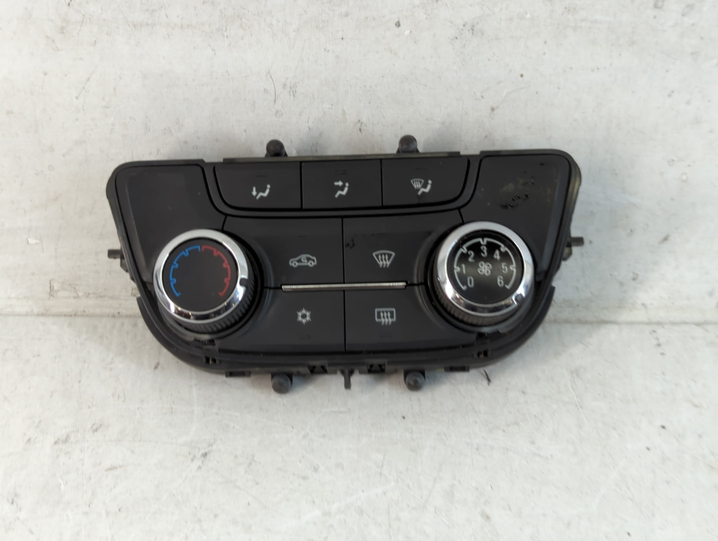 2017-2021 Buick Encore Climate Control Module Temperature AC/Heater Replacement P/N:1561 39081561 Fits OEM Used Auto Parts -