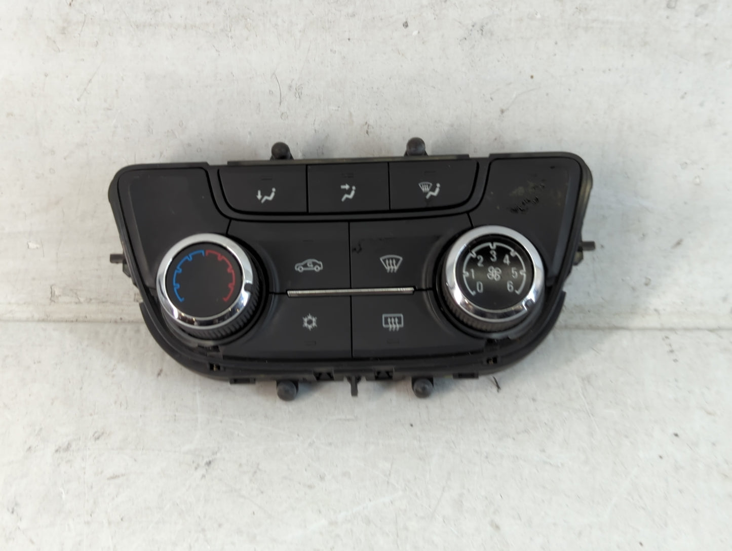 2017-2021 Buick Encore Climate Control Module Temperature AC/Heater Replacement P/N:1561 39081561 Fits OEM Used Auto Parts -