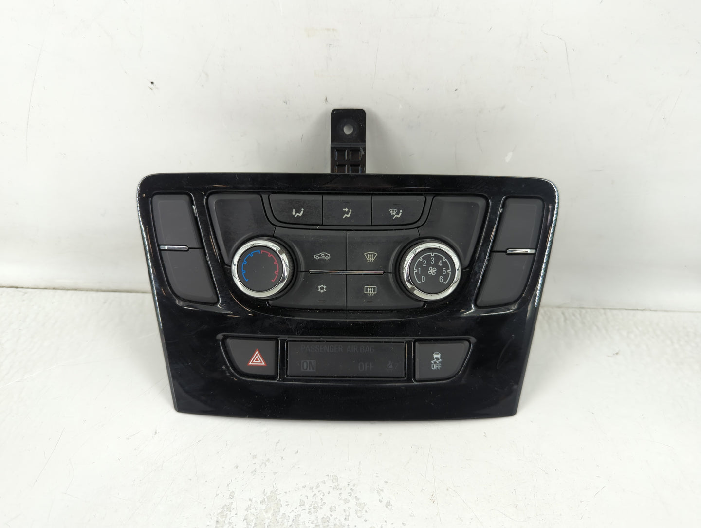 2017-2021 Buick Encore Climate Control Module Temperature AC/Heater Replacement P/N:1561 39081561 Fits OEM Used Auto Parts -