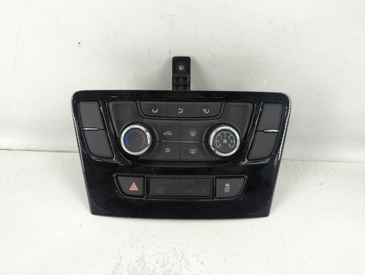 2017-2021 Buick Encore Climate Control Module Temperature AC/Heater Replacement P/N:1561 39081561 Fits OEM Used Auto Parts -