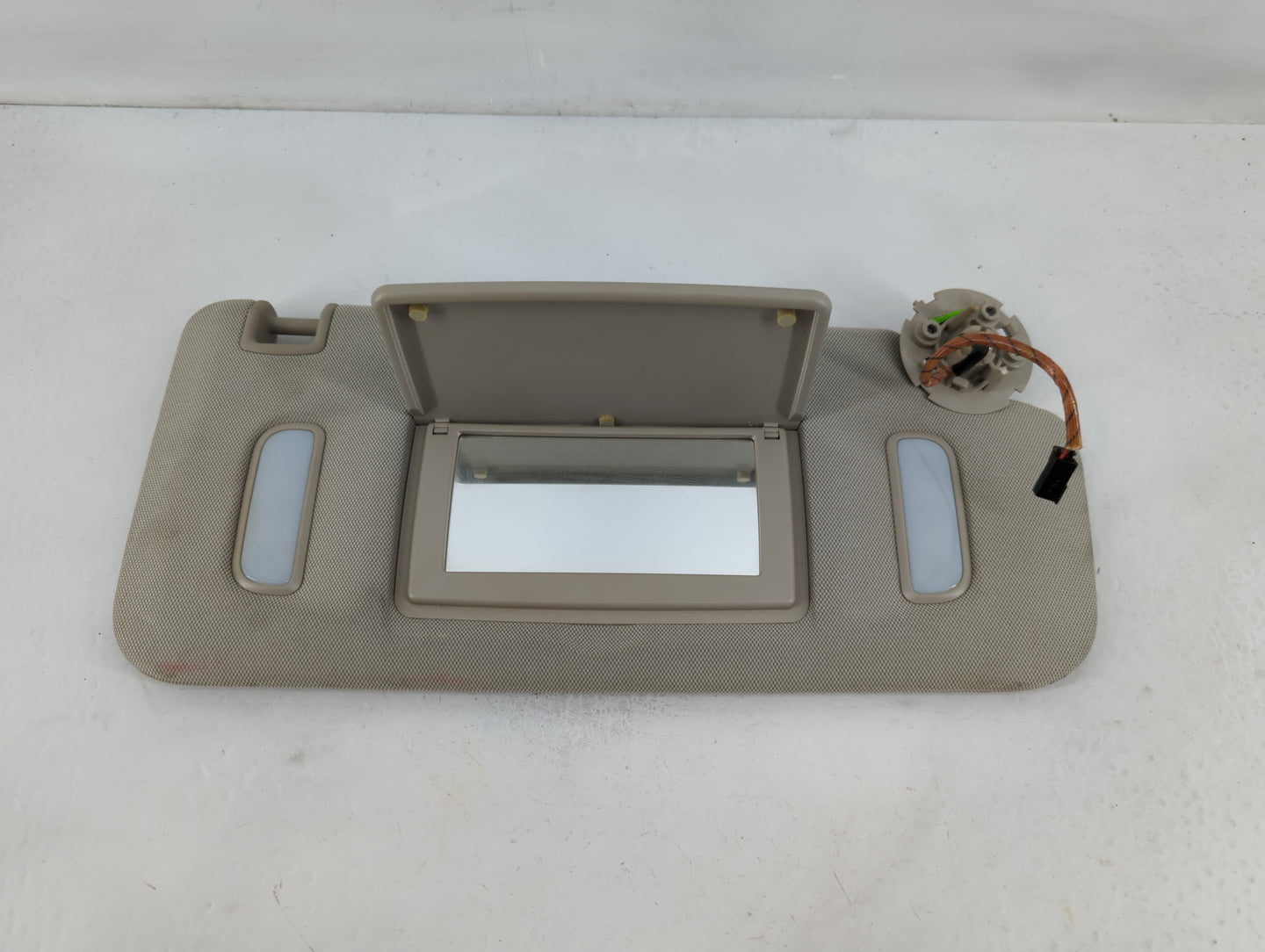 2013-2021 Buick Encore Sun Visor Shade Replacement Passenger Right Mirror Fits Fits 2013 2014 2015 2016 2017 2018 2019 2020 
