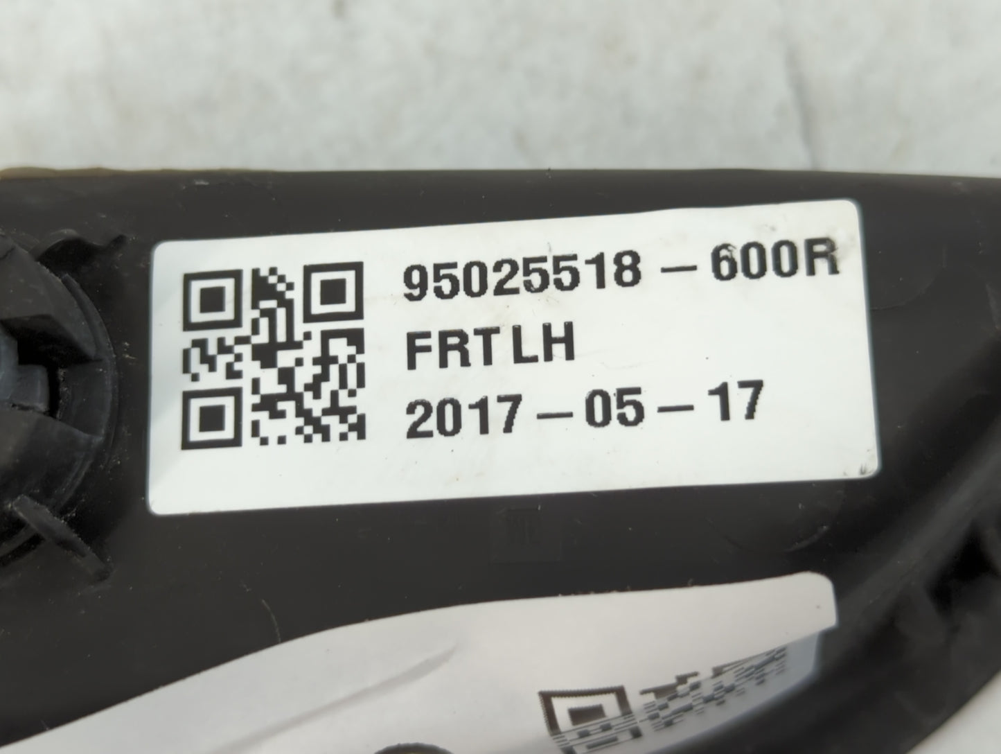 2017-2020 Buick Encore Master Power Window Switch Replacement Driver Side Left P/N:95025518-600R Fits Fits 2017 2018 2019 20