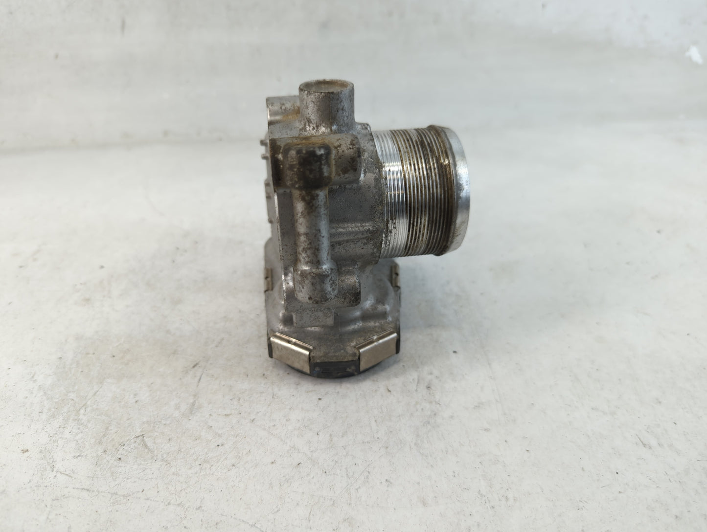 2013-2021 Buick Encore Throttle Body P/N:55565489 Fits Fits 2011 2012 2013 2014 2015 2016 2017 2018 2019 2020 2021 OEM Used 