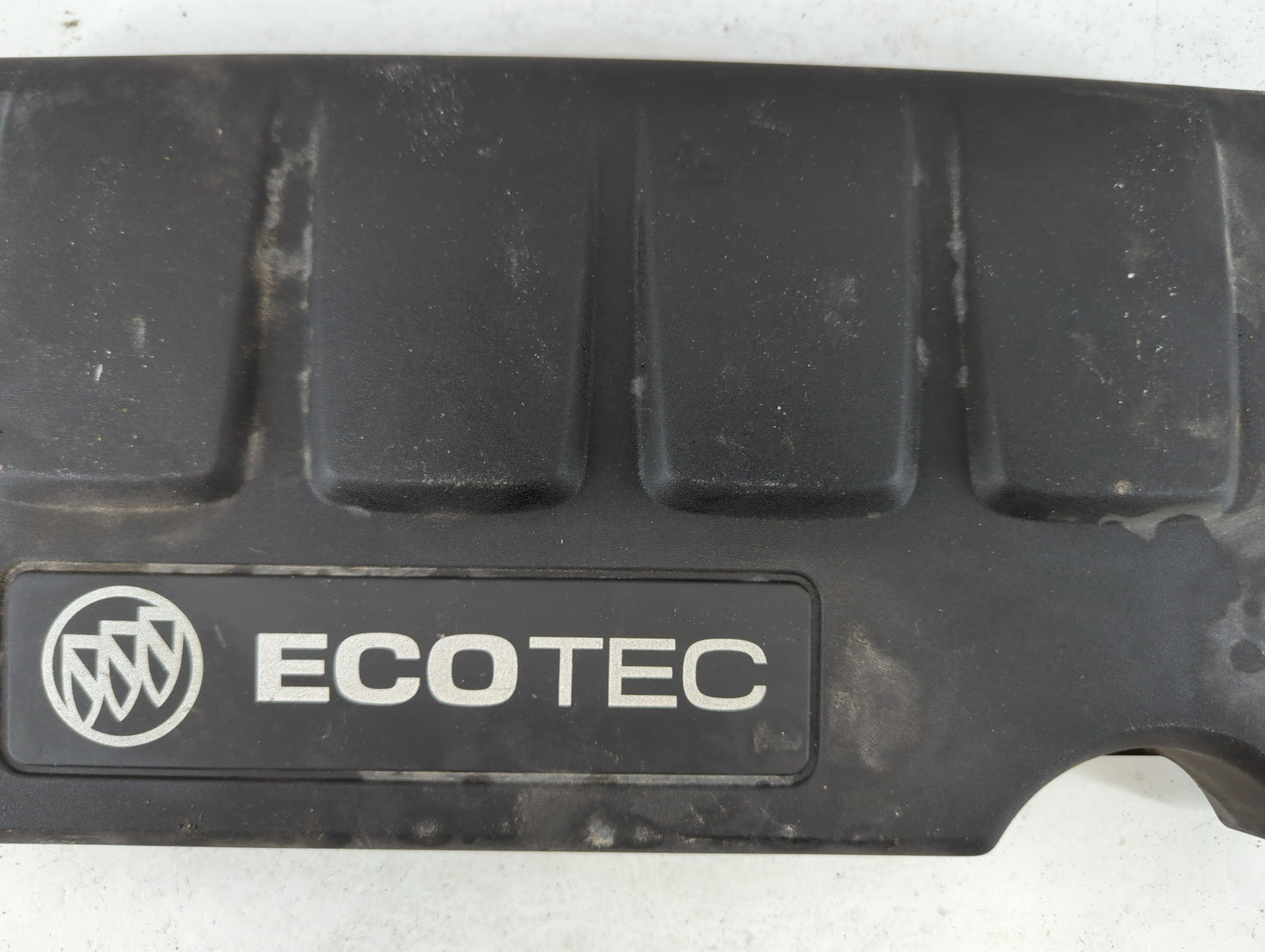 2017 Buick Encore Engine Cover - Oemusedautoparts1.com