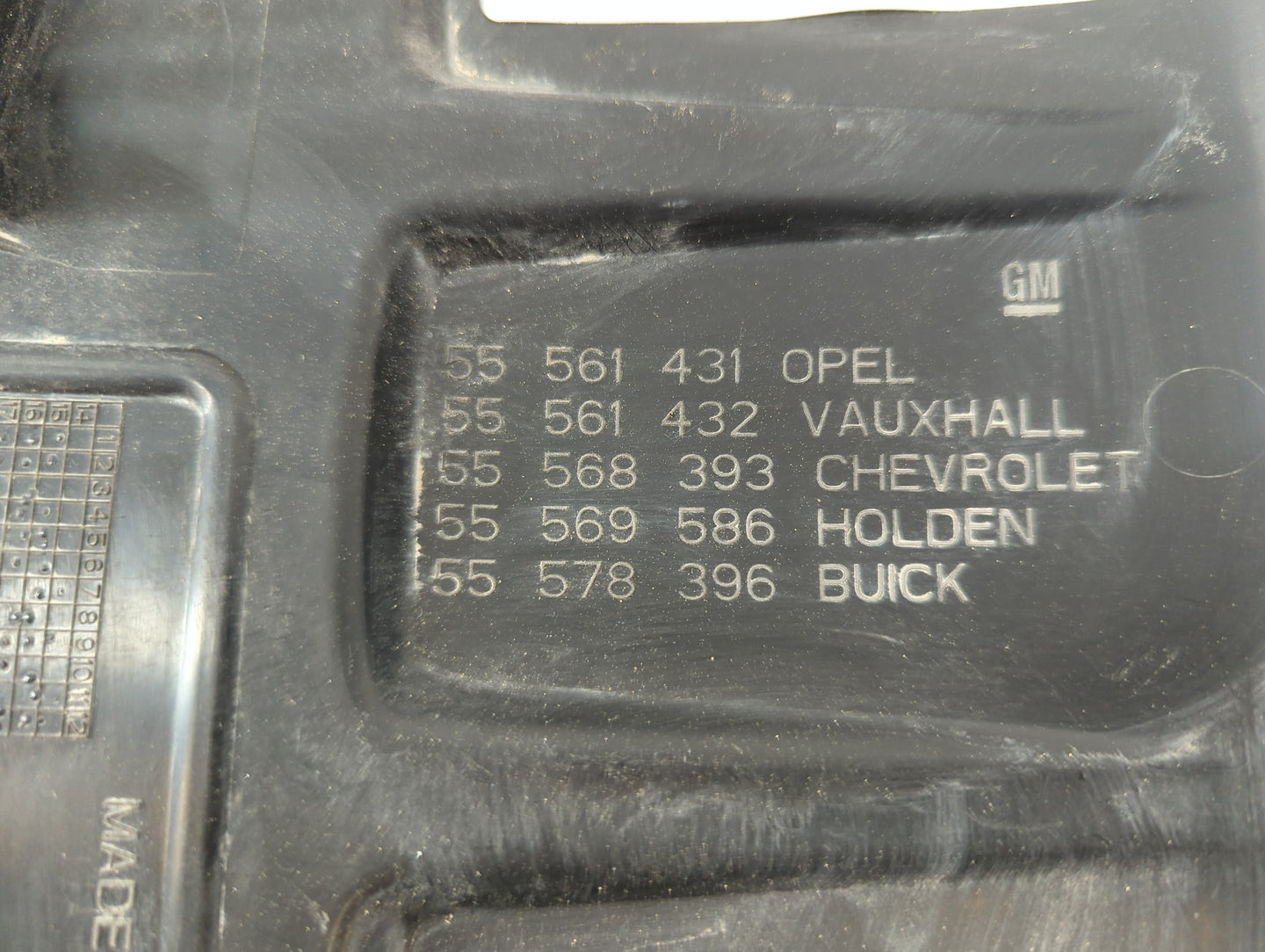 2017 Buick Encore Engine Cover - Oemusedautoparts1.com