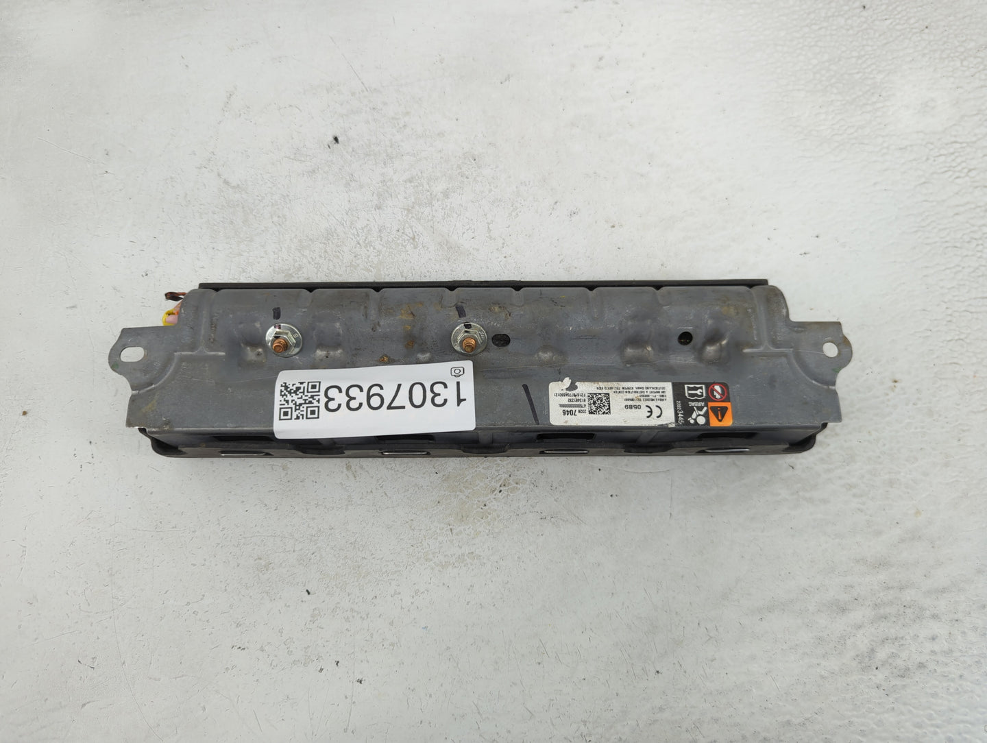 2017-2020 Buick Envision Air Bag Passenger Right Dashboard OEM P/N:23287046 Fits Fits 2017 2018 2019 2020 OEM Used Auto Part