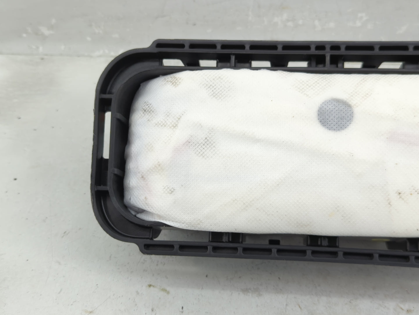 2016-2020 Buick Envision Air Bag Passenger Right Dashboard OEM P/N:84402106 Fits Fits 2016 2017 2018 2019 2020 OEM Used Auto