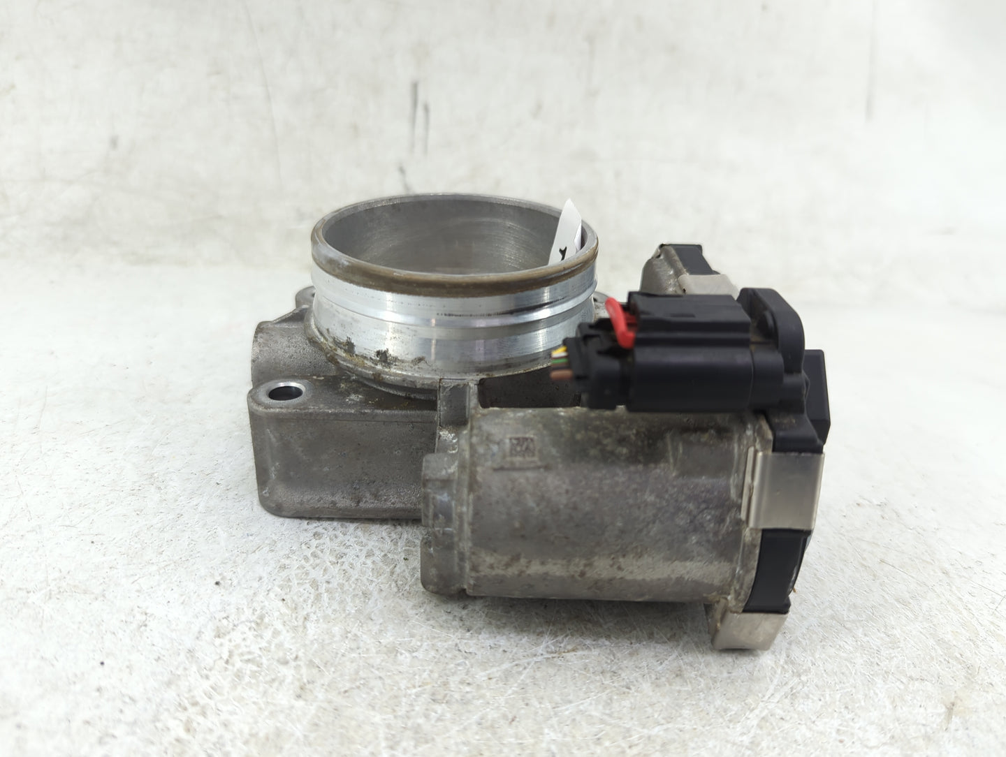 2016-2020 Buick Envision Throttle Body P/N:12670837AA Fits Fits 2013 2014 2015 2016 2017 2018 2019 2020 2021 OEM Used Auto P