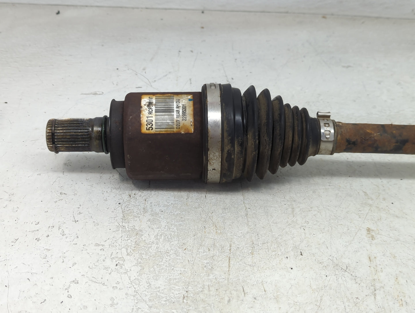 2017-2018 Buick Envision Axle Shaft Rear Passenger Cv C/v - Oemusedautoparts1.com