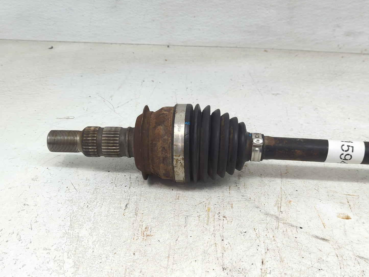 2017-2018 Buick Envision Axle Shaft Rear Driver Cv C/v - Oemusedautoparts1.com