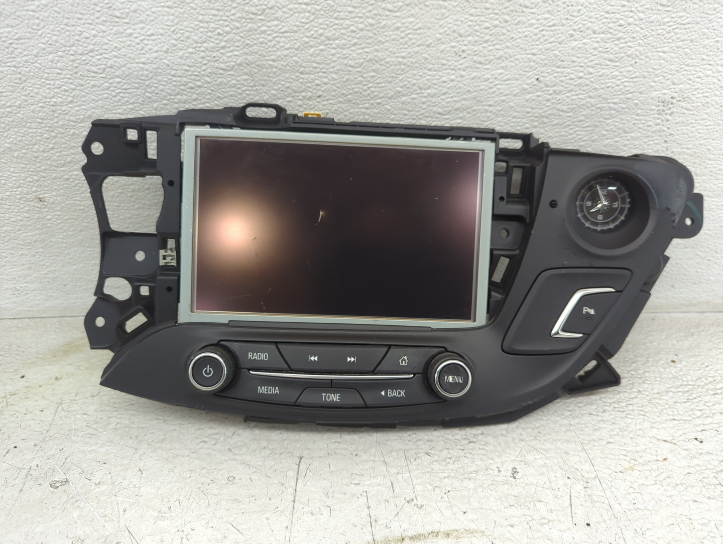 2017-2019 Buick Envision Radio AM FM Cd Player Receiver Replacement P/N:84208107 7370100000000X Fits Fits 2017 2018 2019 202