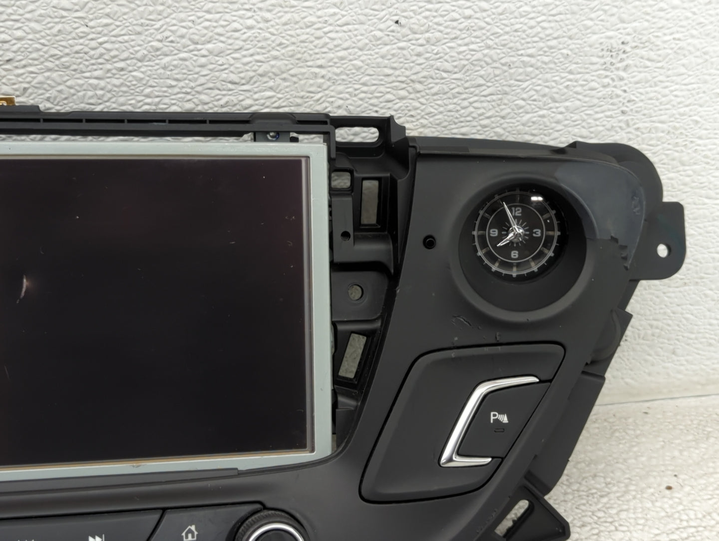 2017-2019 Buick Envision Radio AM FM Cd Player Receiver Replacement P/N:84208107 7370100000000X Fits Fits 2017 2018 2019 202