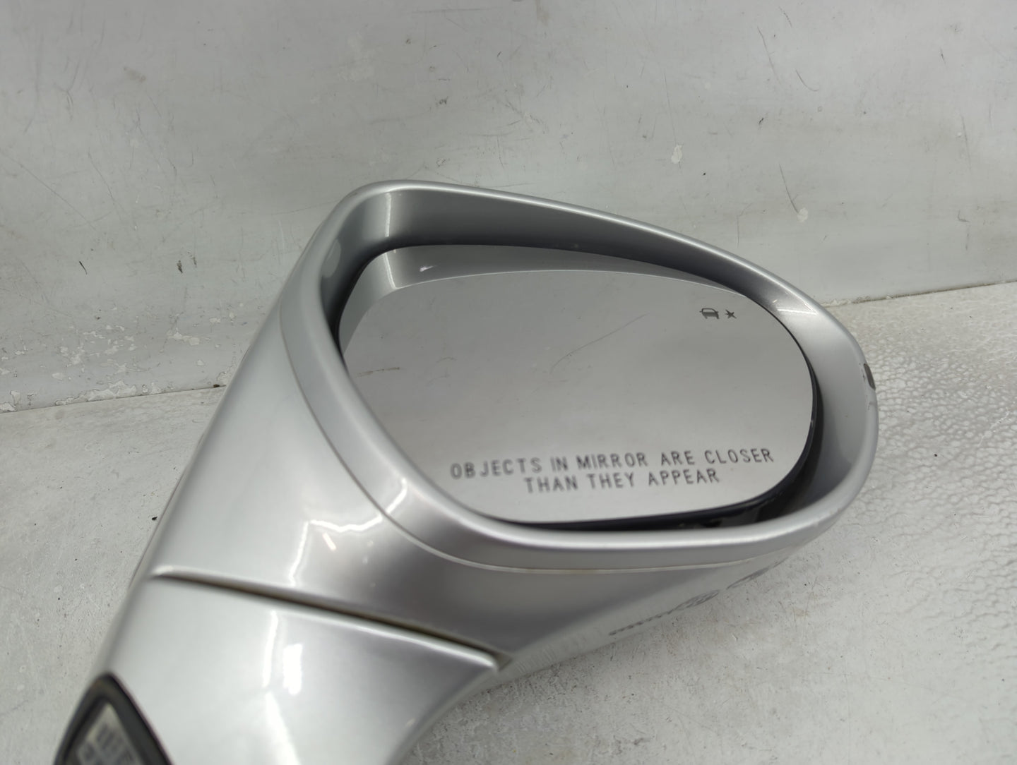2017-2020 Buick Envision Passenger Side View Mirror - Right Door Mirror OEM Used - Oemusedautoparts1.com