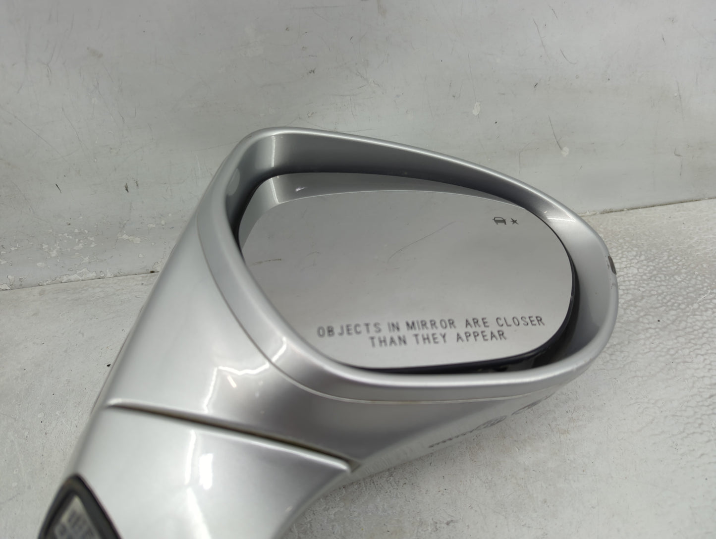 2017-2020 Buick Envision Passenger Side View Mirror - Right Door Mirror OEM Used - Oemusedautoparts1.com