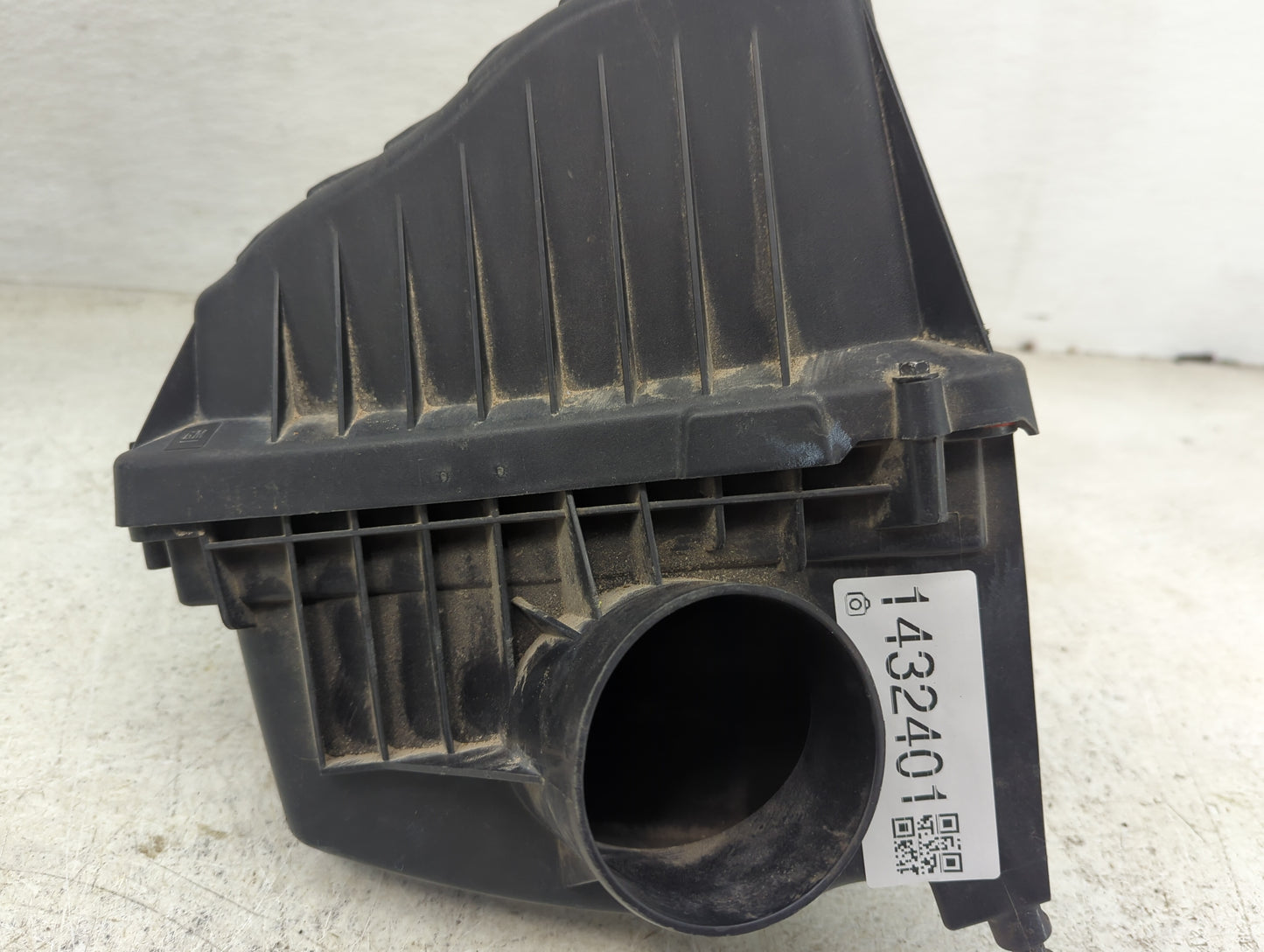 2017-2018 Buick Envision Air Cleaner Intake-duct Hose Tube - Oemusedautoparts1.com