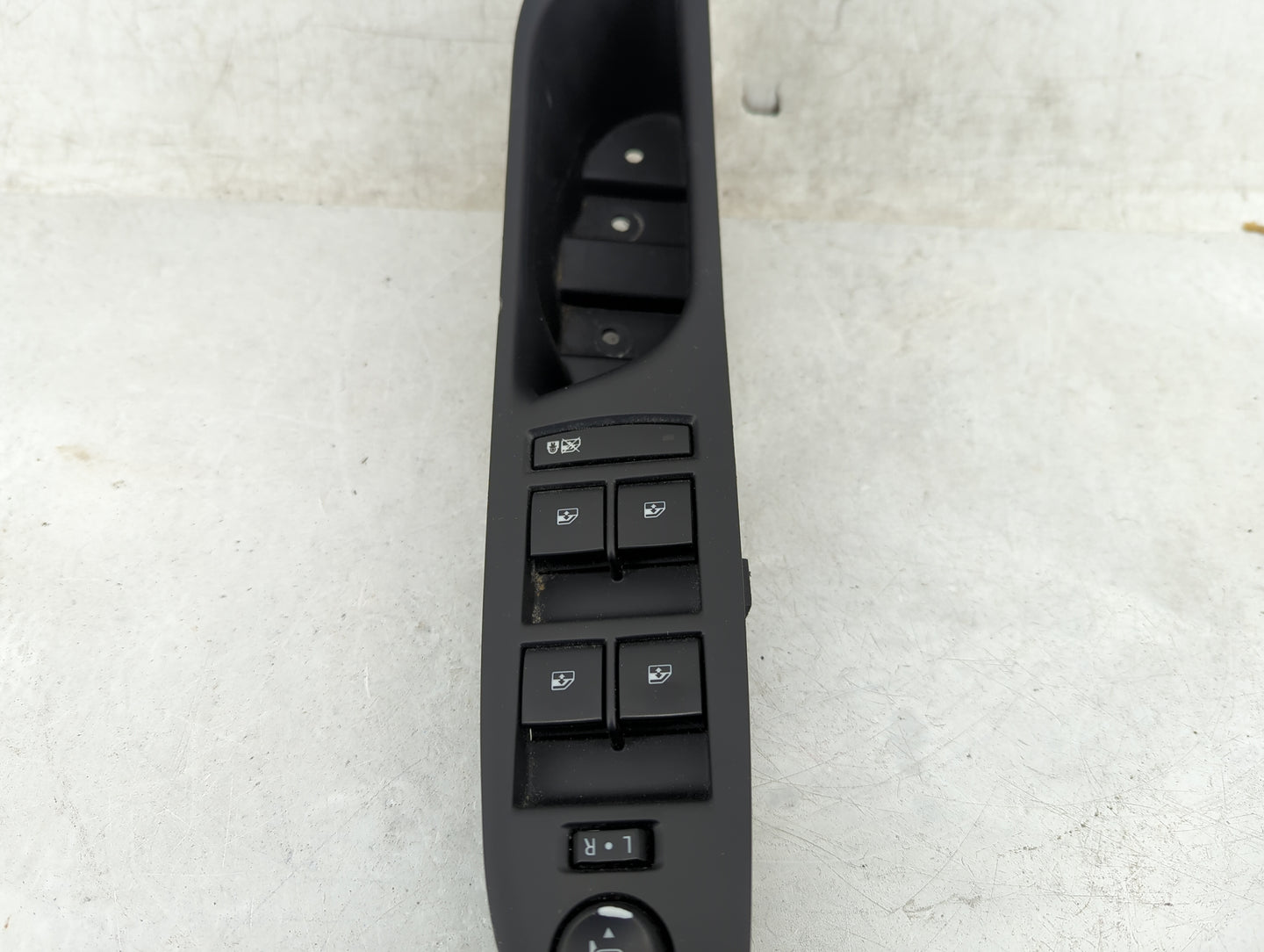 2016-2020 Buick Envision Master Power Window Switch Replacement Driver Side Left P/N:1424923 1431858 Fits OEM Used Auto Part