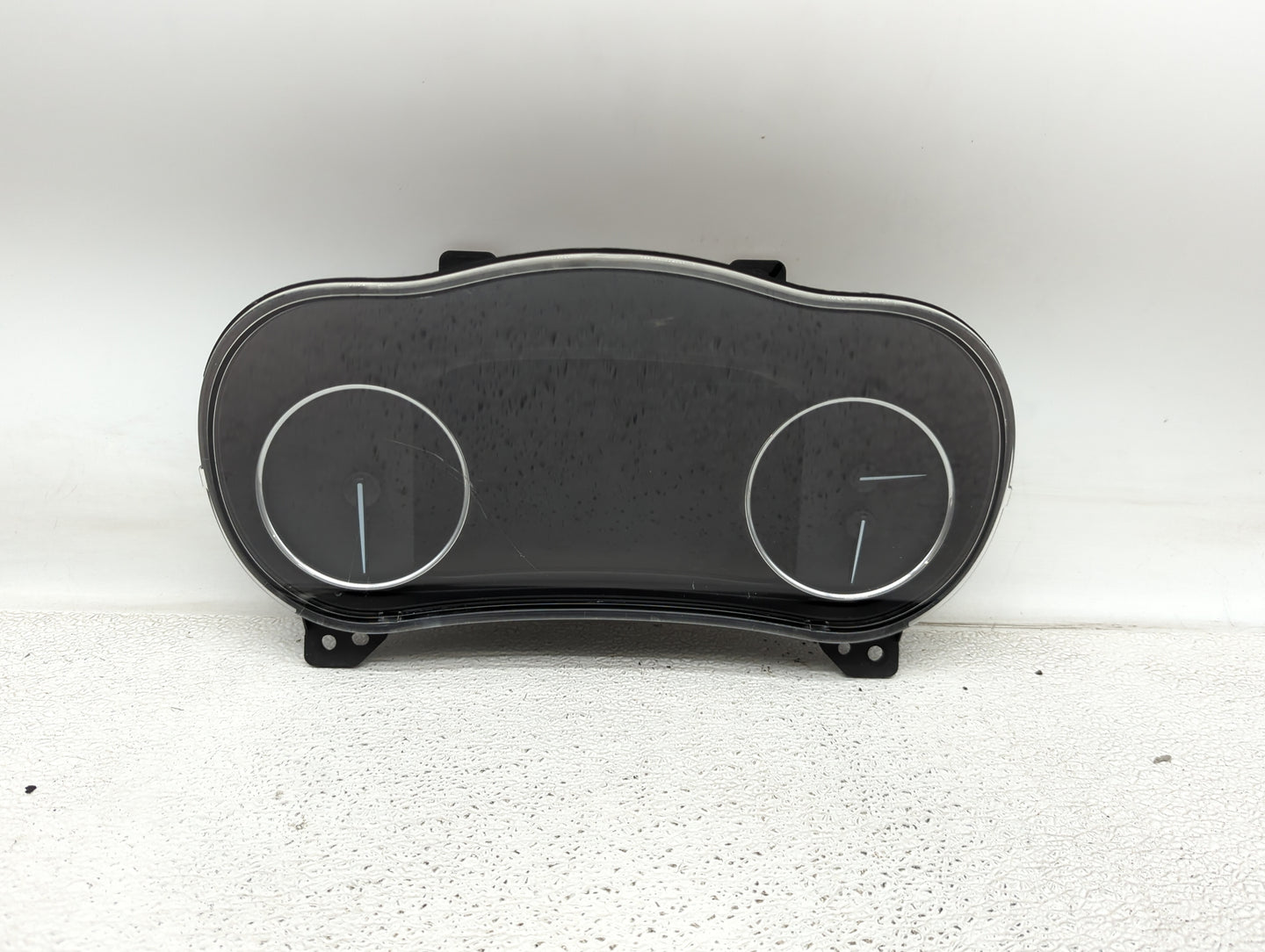 2017-2018 Buick Envision Instrument Cluster Speedometer Gauges P/N:84107816 Miles: Fits Fits 2017 2018 OEM Used Auto Parts -