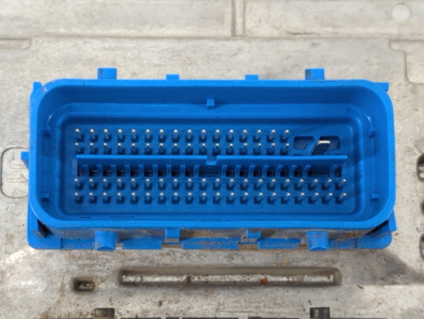 2017-2018 Buick Envision PCM Engine Control Computer ECU ECM PCU OEM P/N:12686384 12677677, 12680876, 12683301 Fits Fits 201