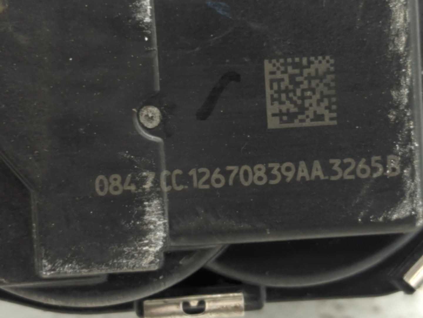 2017-2020 Buick Envision Throttle Body P/N:12670839AA 12627217DA, 12669073DA Fits Fits 2013 2014 2015 2017 2018 2019 2020 OE