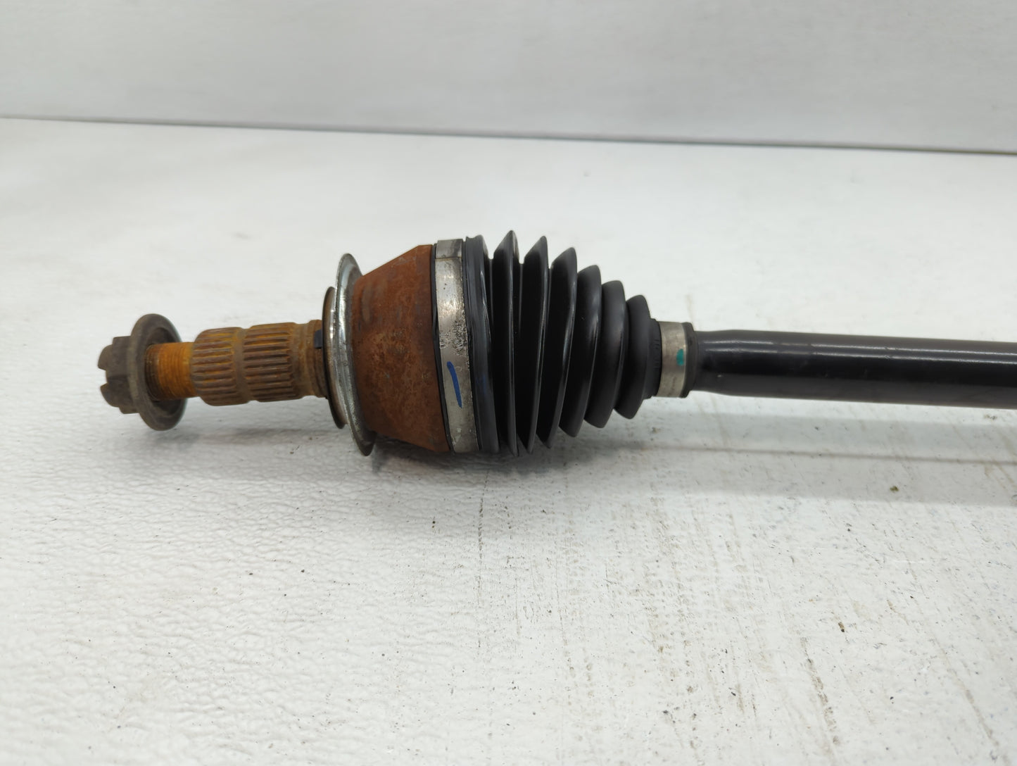 2017-2018 Buick Envision Axle Shaft Front Passenger Cv C/v - Oemusedautoparts1.com