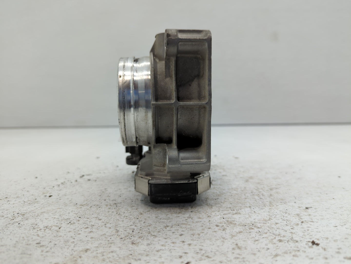 2016-2020 Buick Envision Throttle Body P/N:12670837AA 12627067DA Fits Fits 2013 2014 2015 2016 2017 2018 2019 2020 2021 OEM 