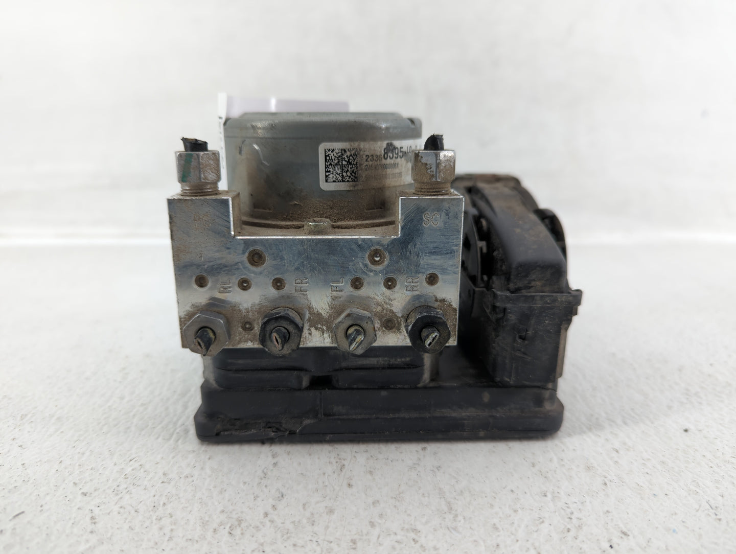 2017-2020 Buick Envision Throttle Body P/N:23368395 Fits Fits 2013 2014 2015 2017 2018 2019 2020 OEM Used Auto Parts - Oemus