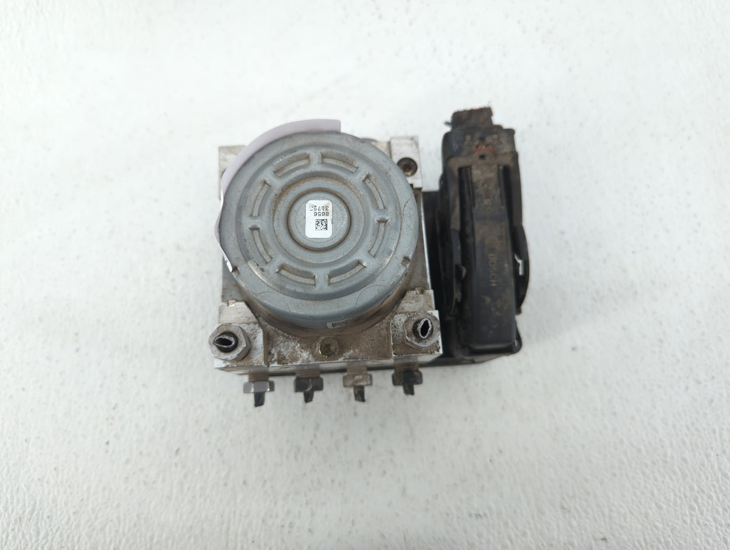 2017-2020 Buick Envision Throttle Body P/N:23368395 Fits Fits 2013 2014 2015 2017 2018 2019 2020 OEM Used Auto Parts - Oemus