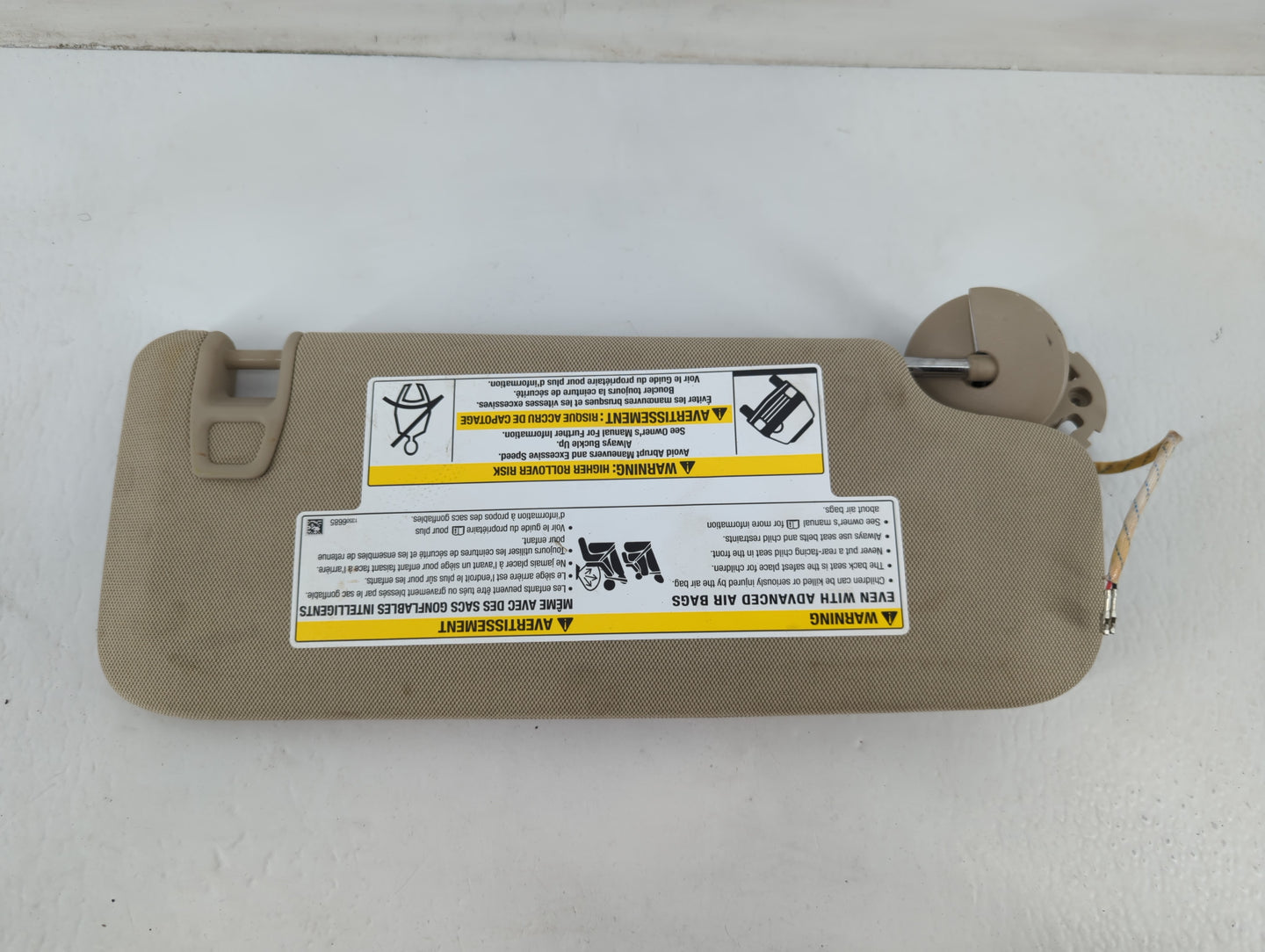 2016-2020 Buick Envision Sun Visor Shade Replacement Driver Left Mirror Fits Fits 2016 2017 2018 2019 2020 OEM Used Auto Par