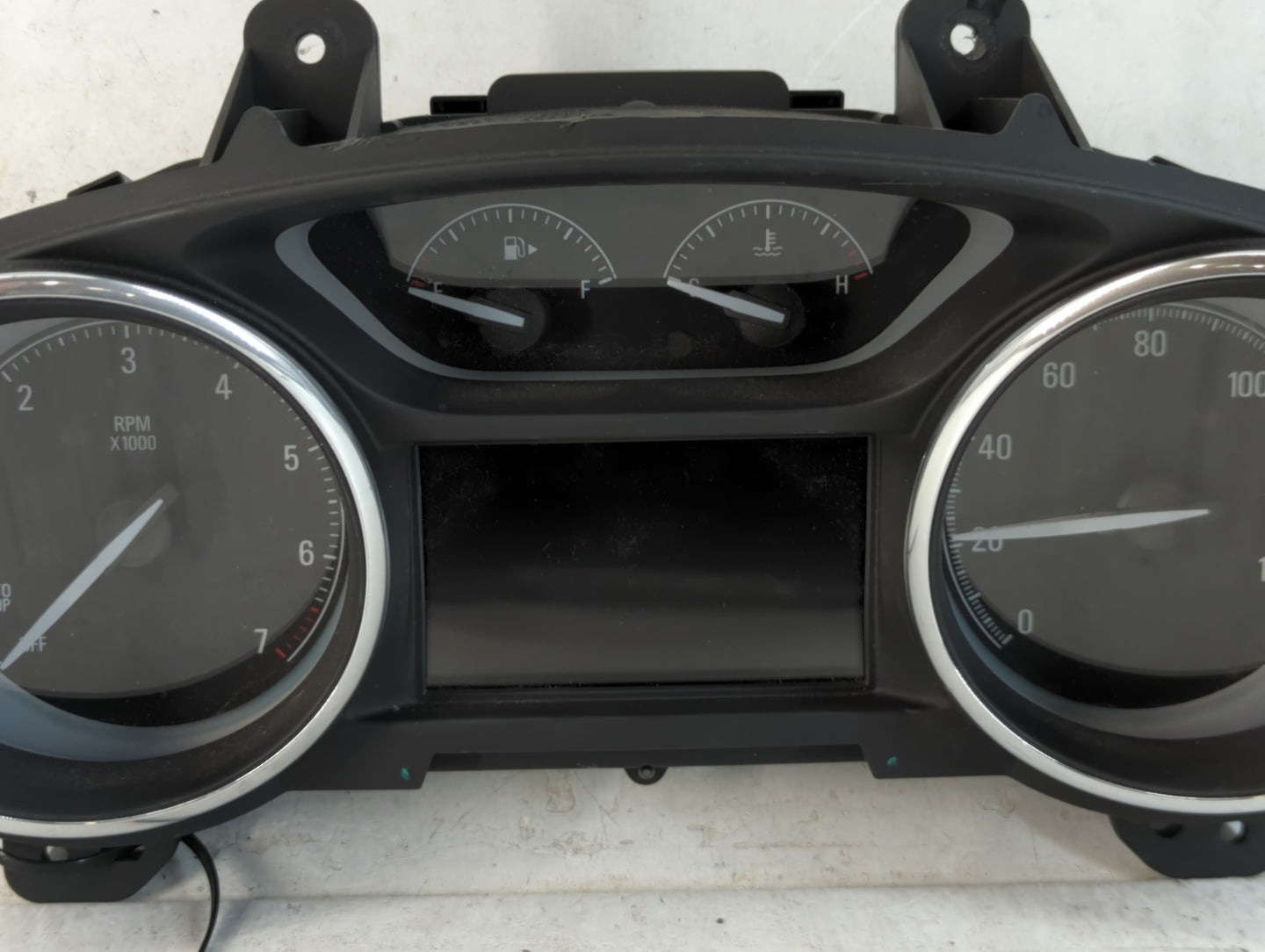 2017-2018 Buick Envision Instrument Cluster Speedometer Gauges P/N:84165671 Fits Fits 2017 2018 OEM Used Auto Parts - Oemuse
