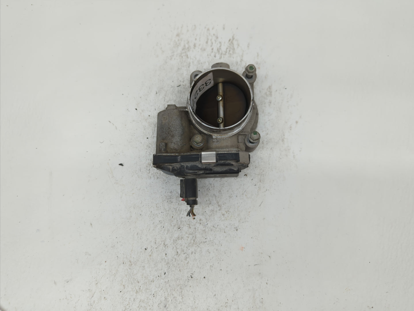 2017 Buick Equinox Throttle Body P/N:12669146AA 12670834AA Fits Fits 2016 OEM Used Auto Parts - Oemusedautoparts1.com