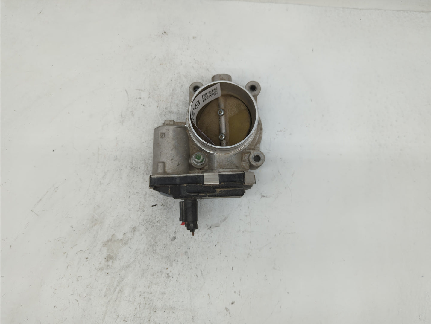 2017 Buick Equinox Throttle Body P/N:12669146AA 12670834AA Fits Fits 2016 OEM Used Auto Parts - Oemusedautoparts1.com