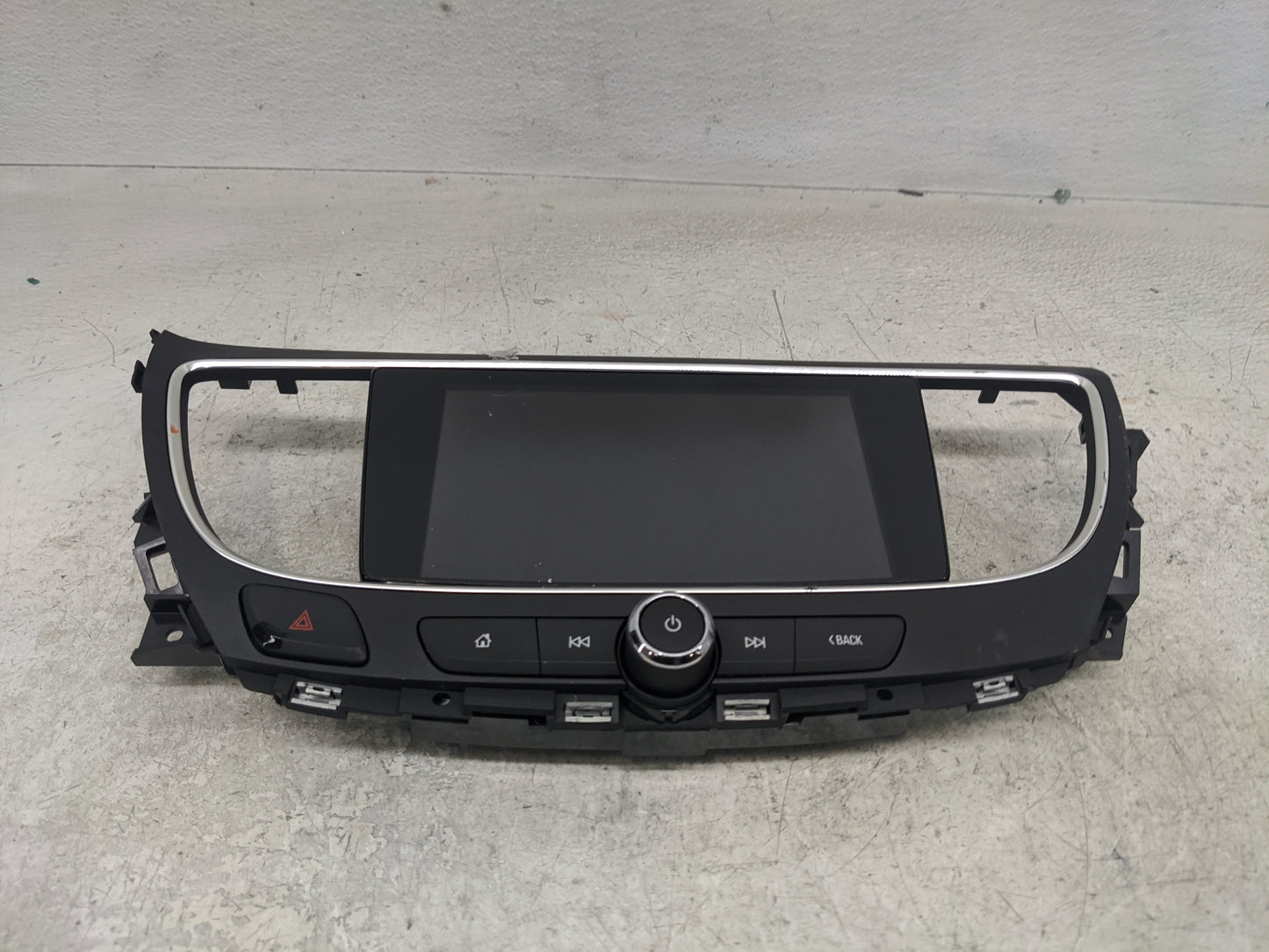 2017-2017 Buick Lacrosse Radio Control Panel - Oemusedautoparts1.com