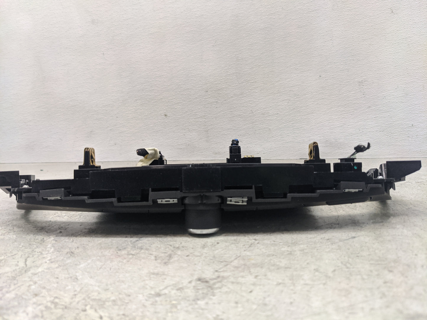 2017-2017 Buick Lacrosse Radio Control Panel - Oemusedautoparts1.com