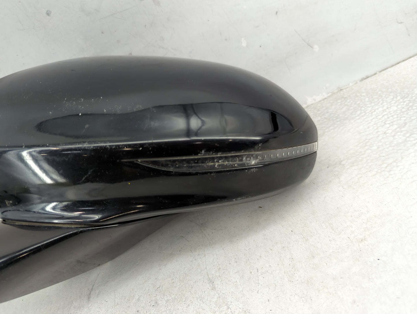 2017-2019 Buick Lacrosse Driver Side View Mirror - Left Door Mirror OEM Used - Oemusedautoparts1.com