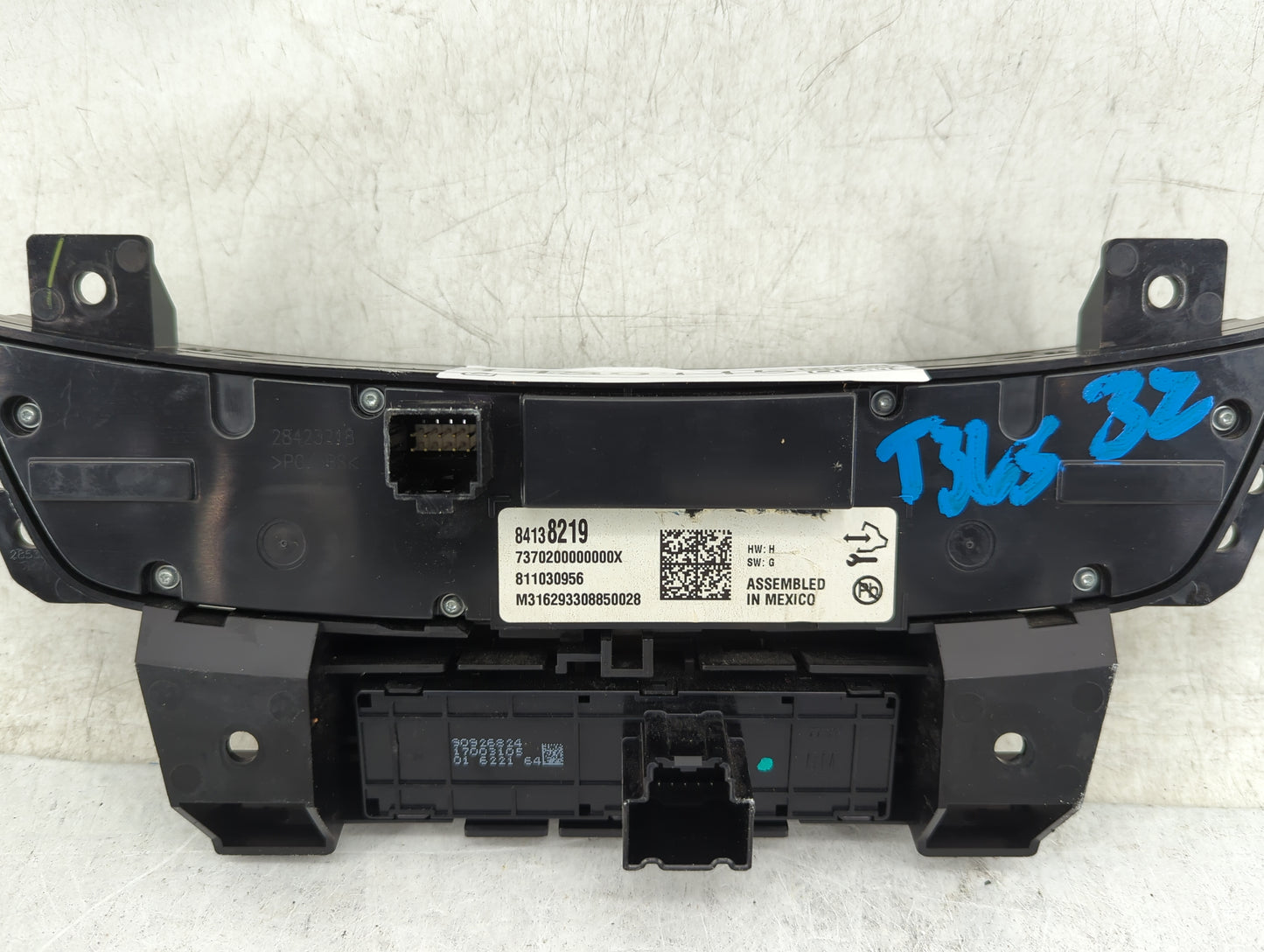 2017 Buick Lacrosse Climate Control Module Temperature AC/Heater Replacement P/N:84138219 Fits OEM Used Auto Parts - Oemused
