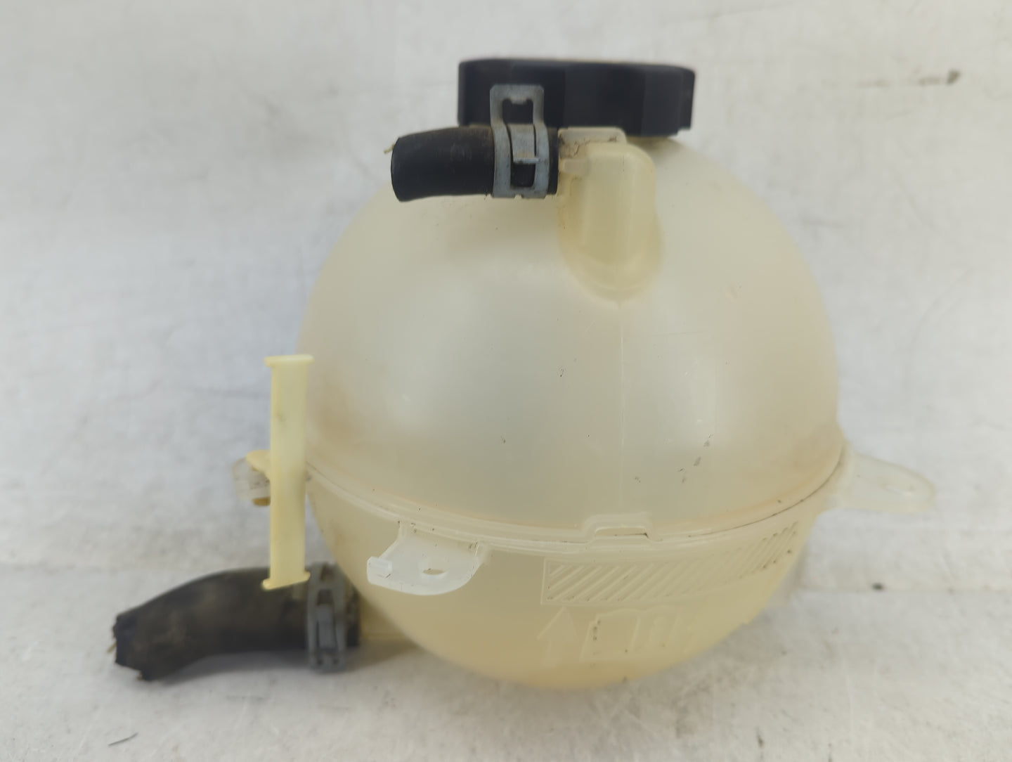 2017-2019 Buick Lacrosse Radiator Coolant Overflow Expansion Tank Bottle 1449057 - Oemusedautoparts1.com