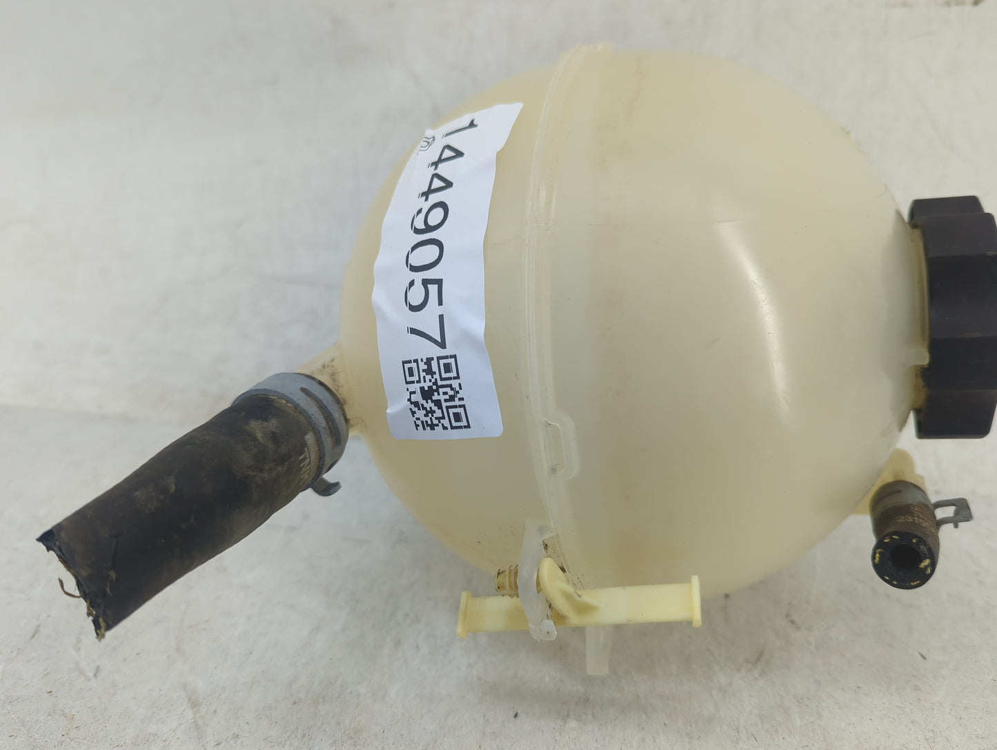 2017-2019 Buick Lacrosse Radiator Coolant Overflow Expansion Tank Bottle 1449057 - Oemusedautoparts1.com