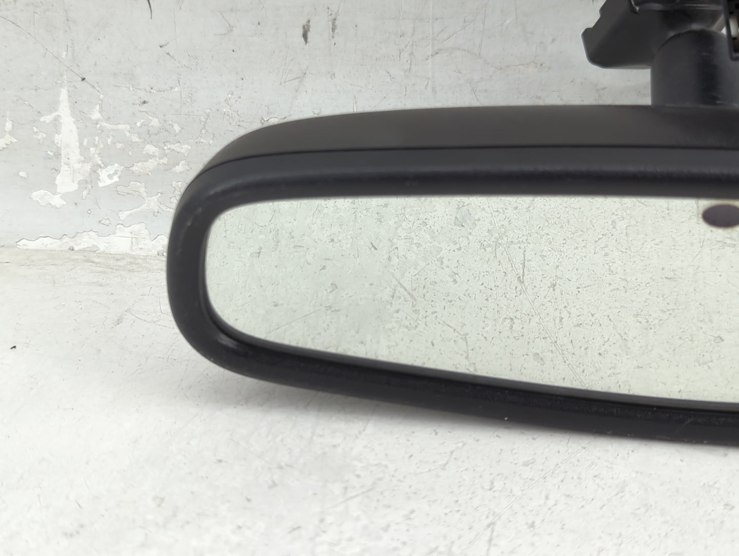 2017-2019 Buick Lacrosse Interior Rear View Mirror Replacement OEM P/N:13581081 Fits OEM Used Auto Parts - Oemusedautoparts1