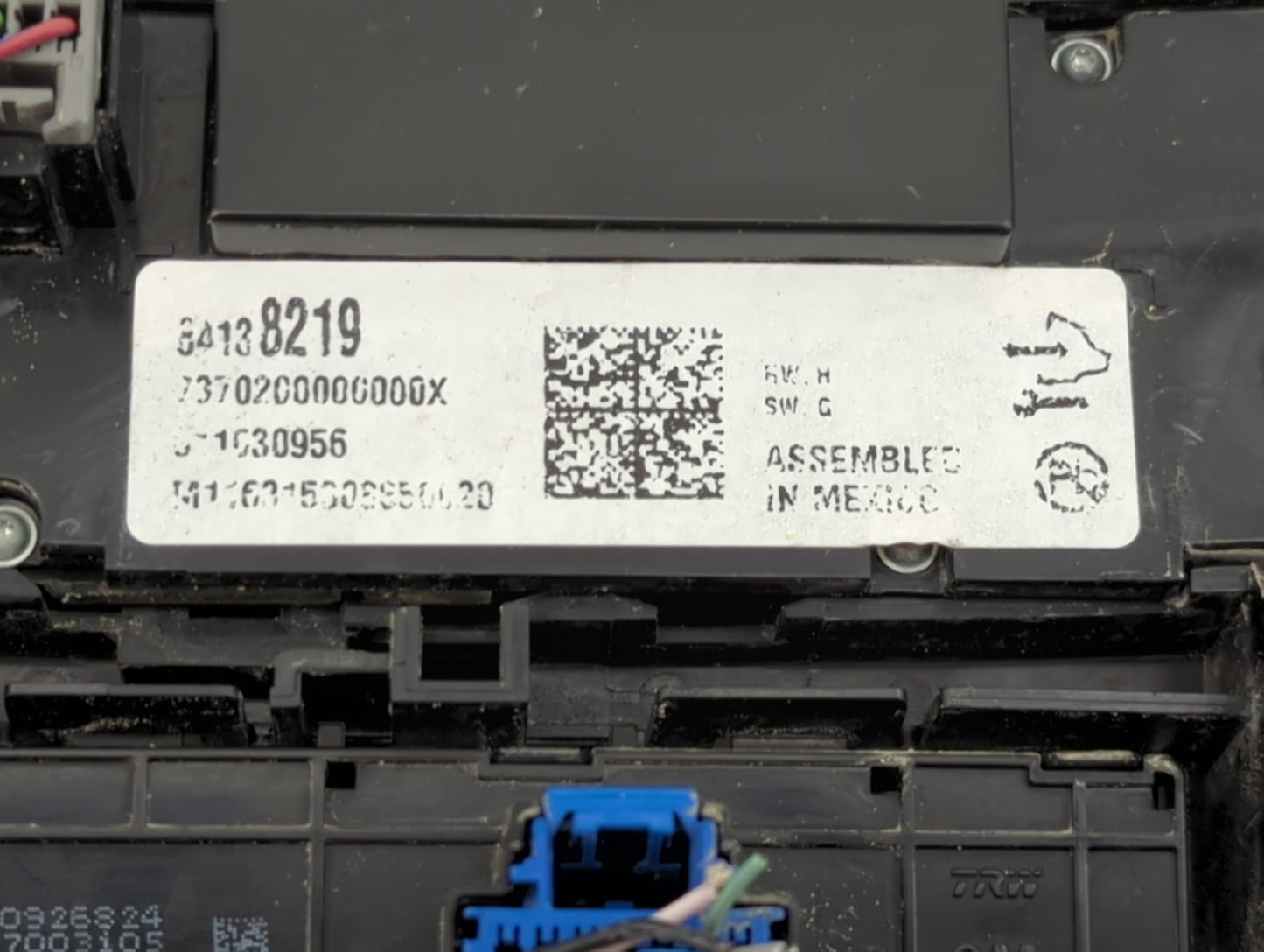 2017 Buick Lacrosse Climate Control Module Temperature AC/Heater Replacement P/N:84138219 Fits OEM Used Auto Parts - Oemused
