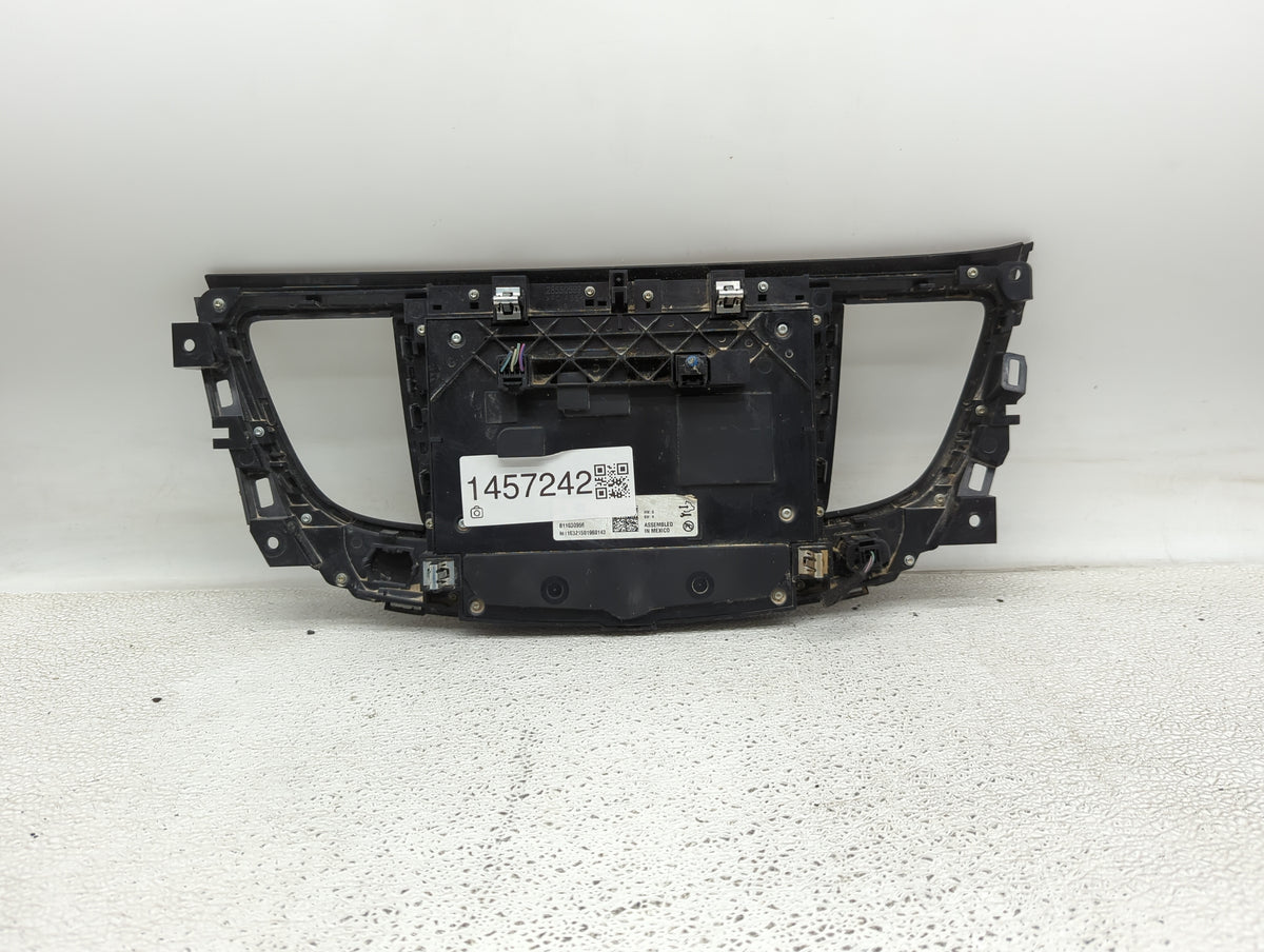 2017 Buick Lacrosse Information Radio Display Screen - Oemusedautoparts1.com