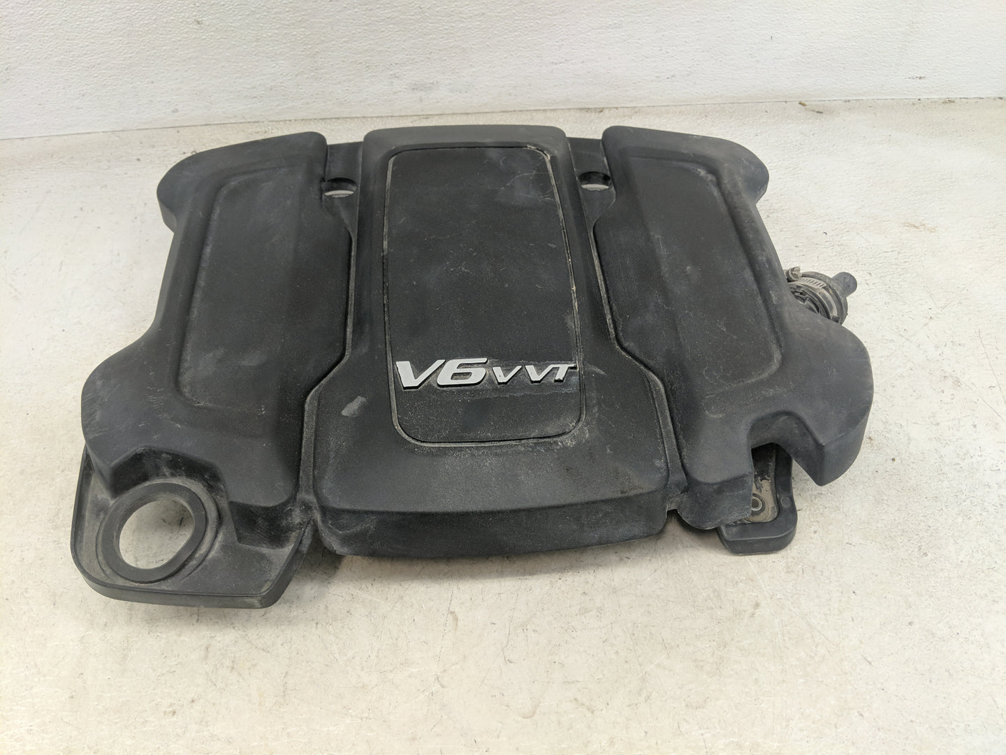 2017 Buick Lacrosse Engine Cover - Oemusedautoparts1.com