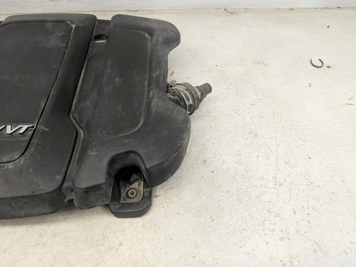 2017 Buick Lacrosse Engine Cover - Oemusedautoparts1.com