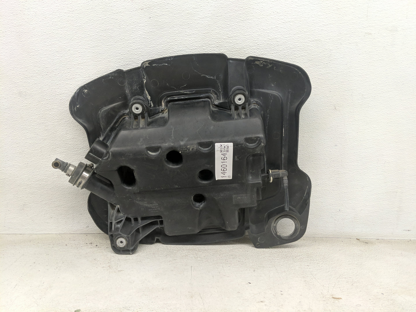 2017 Buick Lacrosse Engine Cover - Oemusedautoparts1.com