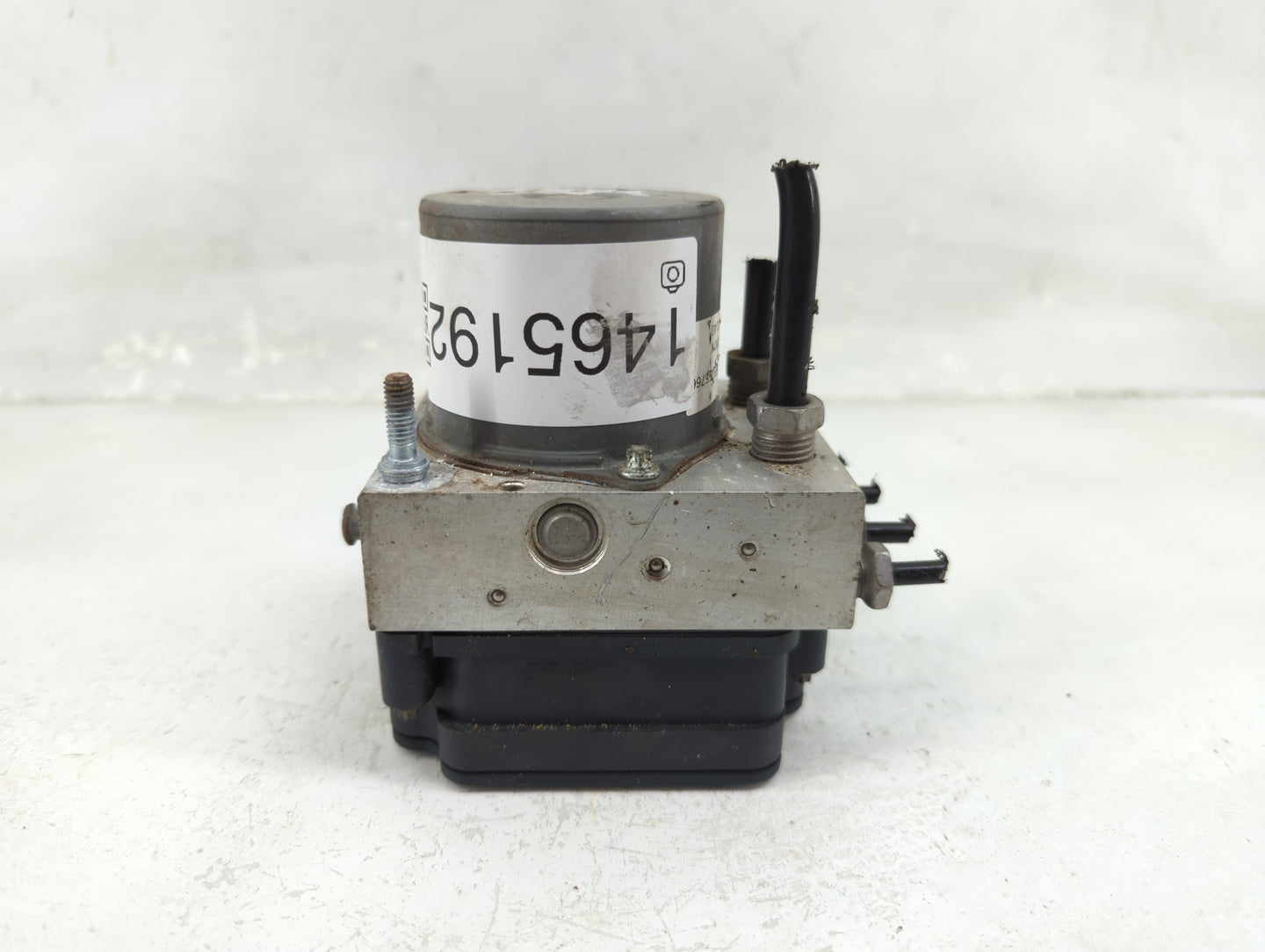 2017 Buick Lacrosse ABS Pump Control Module Replacement P/N:24504020000000X 0117093864000140 Fits OEM Used Auto Parts - Oemu