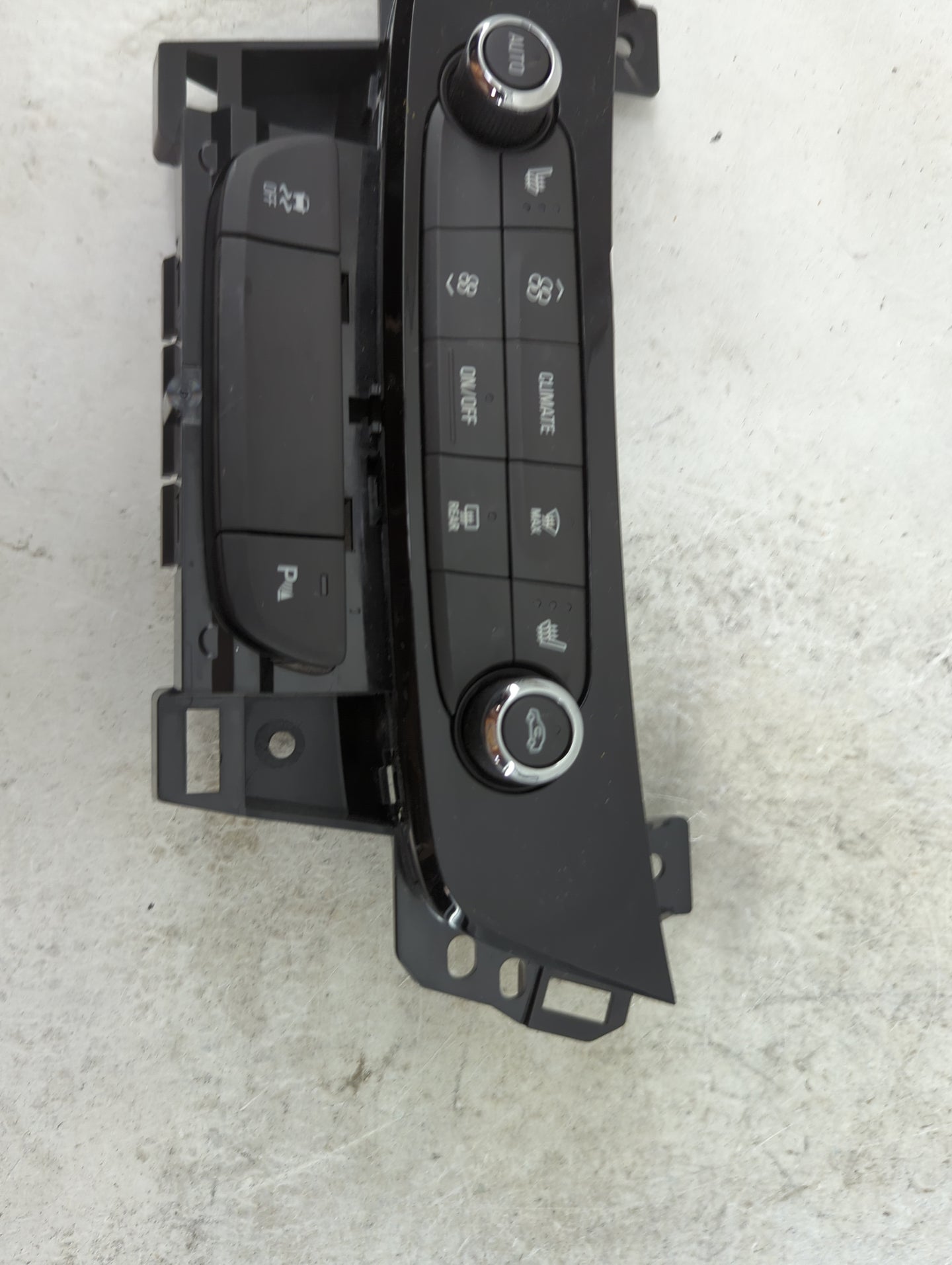 2017 Buick Lacrosse Climate Control Module Temperature AC/Heater Replacement P/N:84138221 737020000000X, 811030956 Fits OEM 
