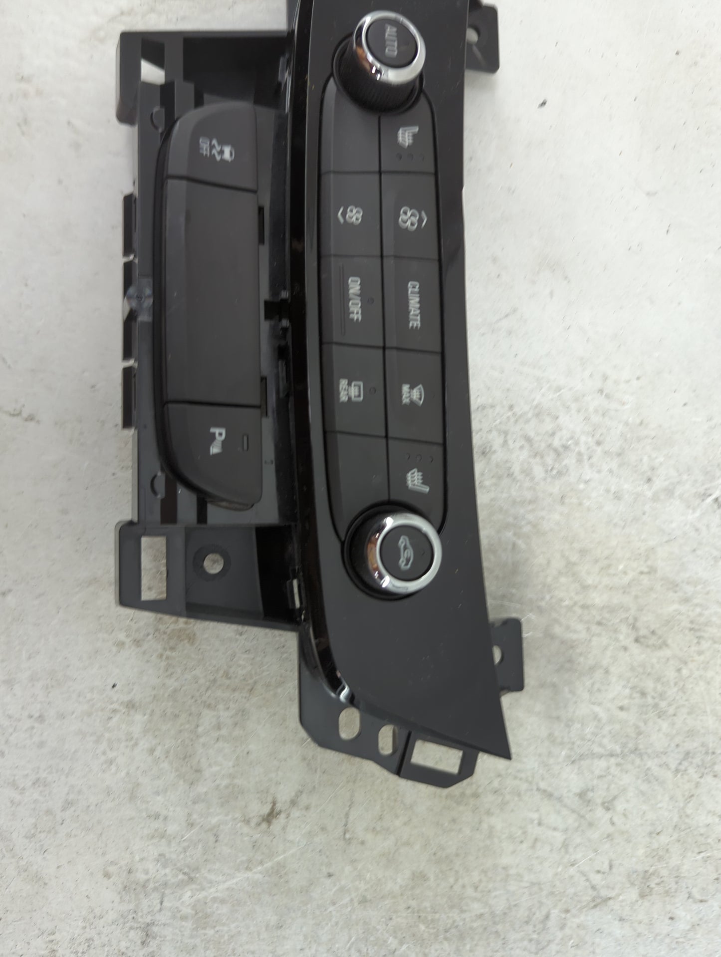 2017 Buick Lacrosse Climate Control Module Temperature AC/Heater Replacement P/N:84138221 737020000000X, 811030956 Fits OEM 
