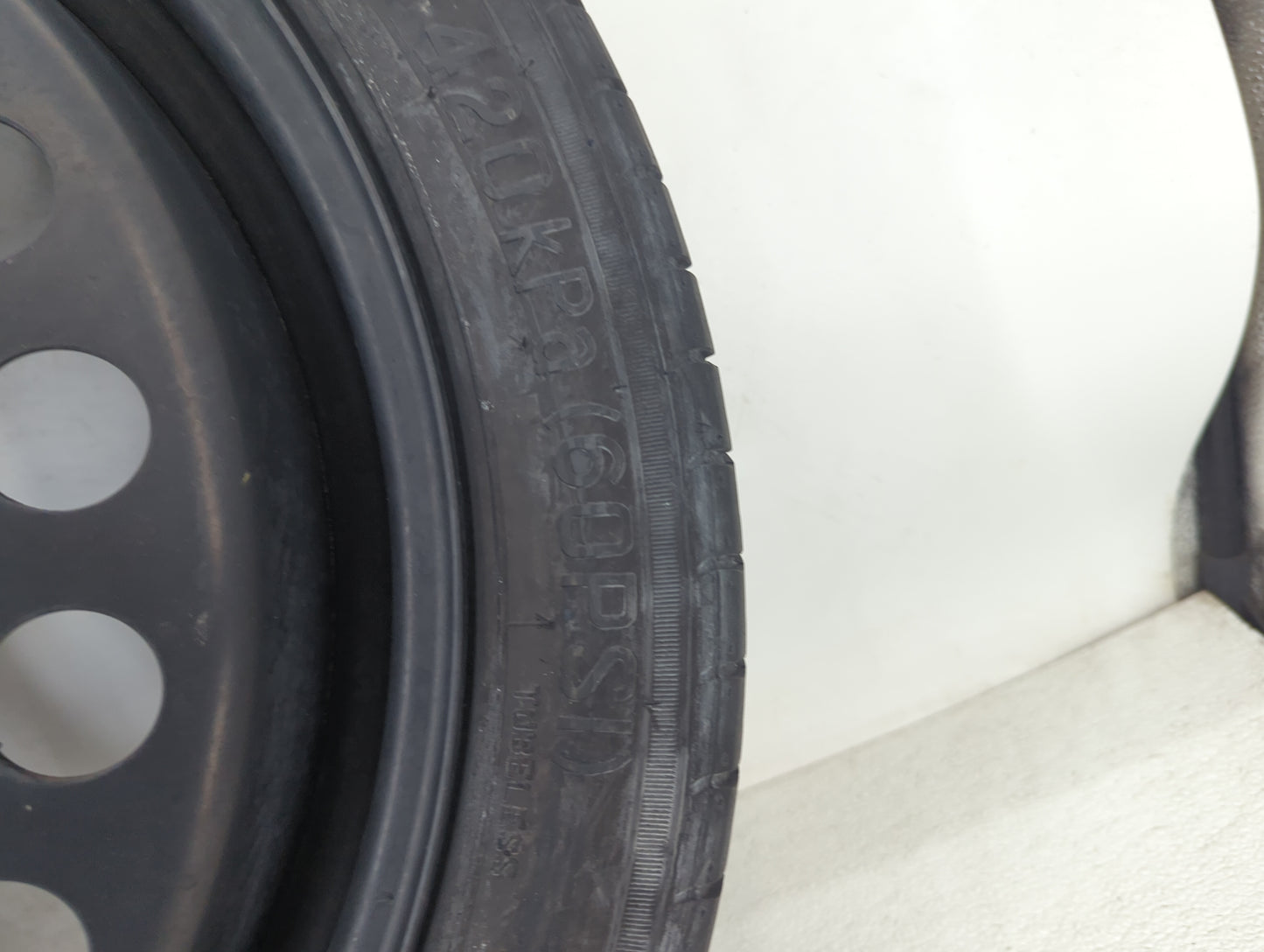 2017-2019 Buick Lacrosse Spare Donut Tire Wheel Rim Oem - Oemusedautoparts1.com